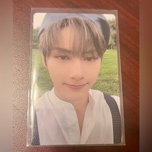 Jun - Seventeen Photo Card